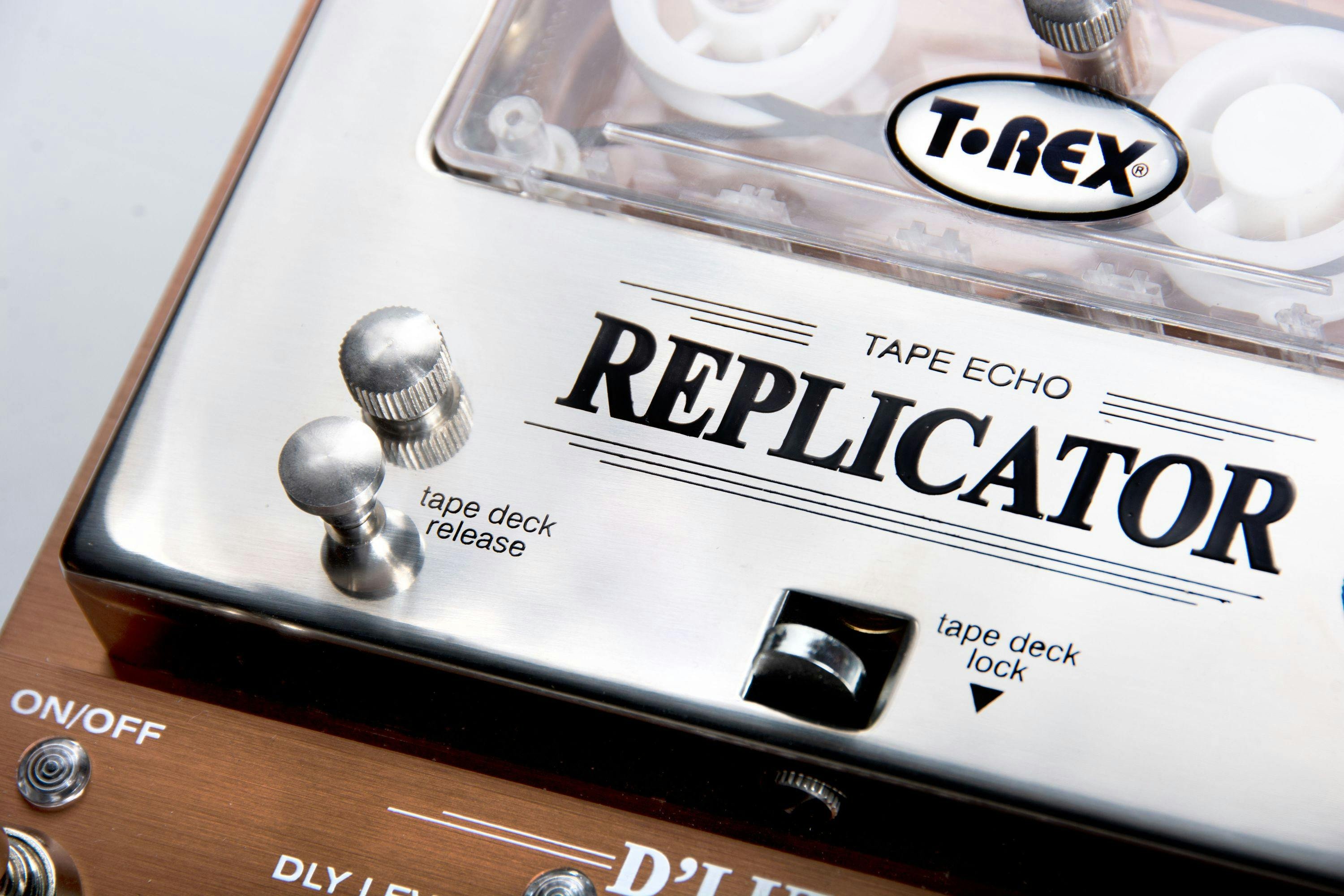 T-Rex Replicator D'Luxe Tape Echo Pedal - Andertons Music Co.